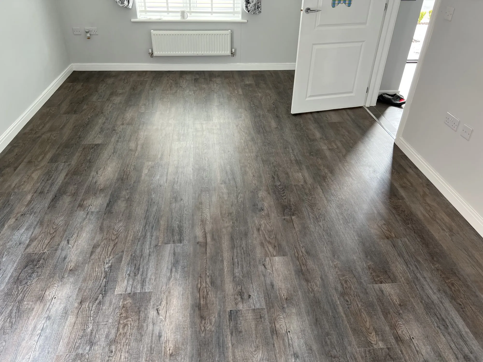 Glue-down LVT (Tegola), Didcot