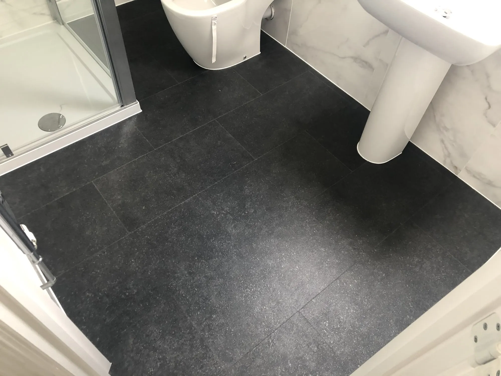 LVT click in a bathroom, Reading